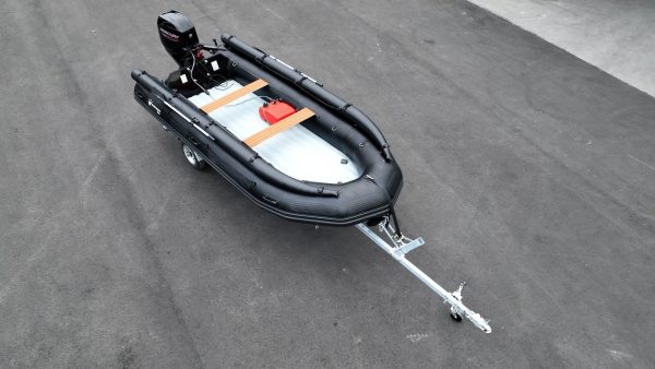 inflatable jet boat with air floor and mercury 40hp jet outboard